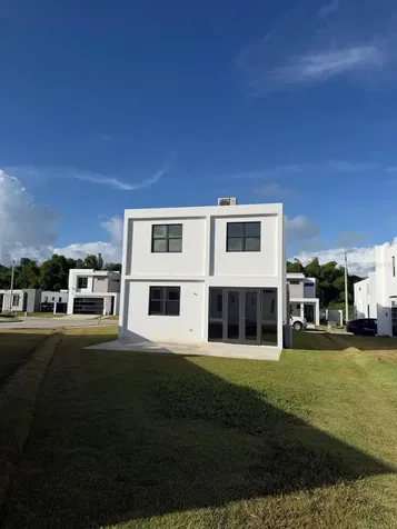 Urb Los Suenos Calle Cielo Gurabo PR 00778