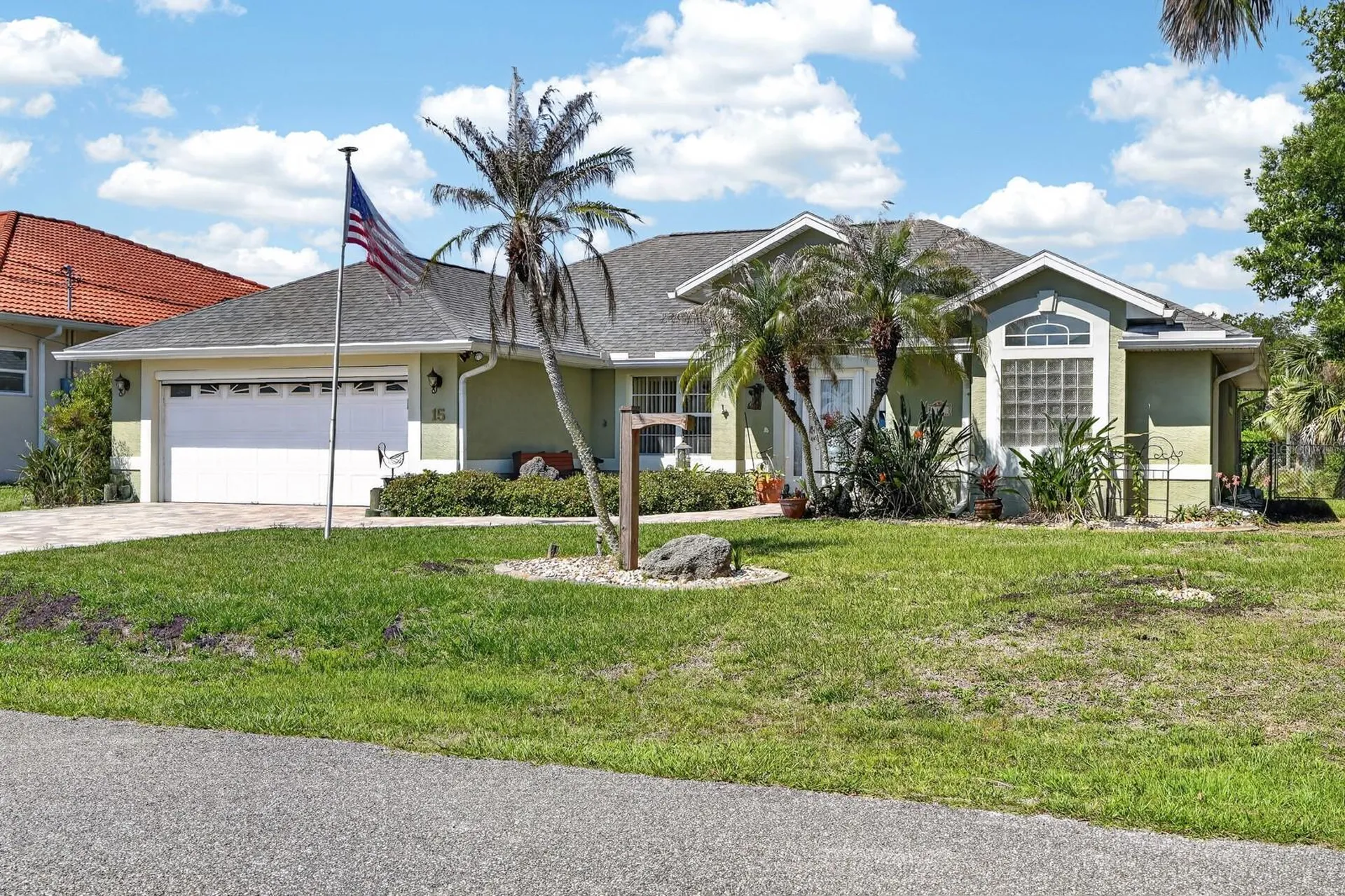 15 Crandon Court Palm Coast FL 32137