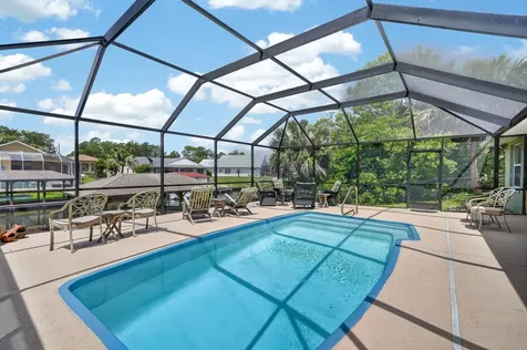 15 Crandon Court Palm Coast FL 32137