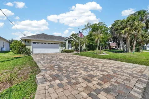 15 Crandon Court Palm Coast FL 32137