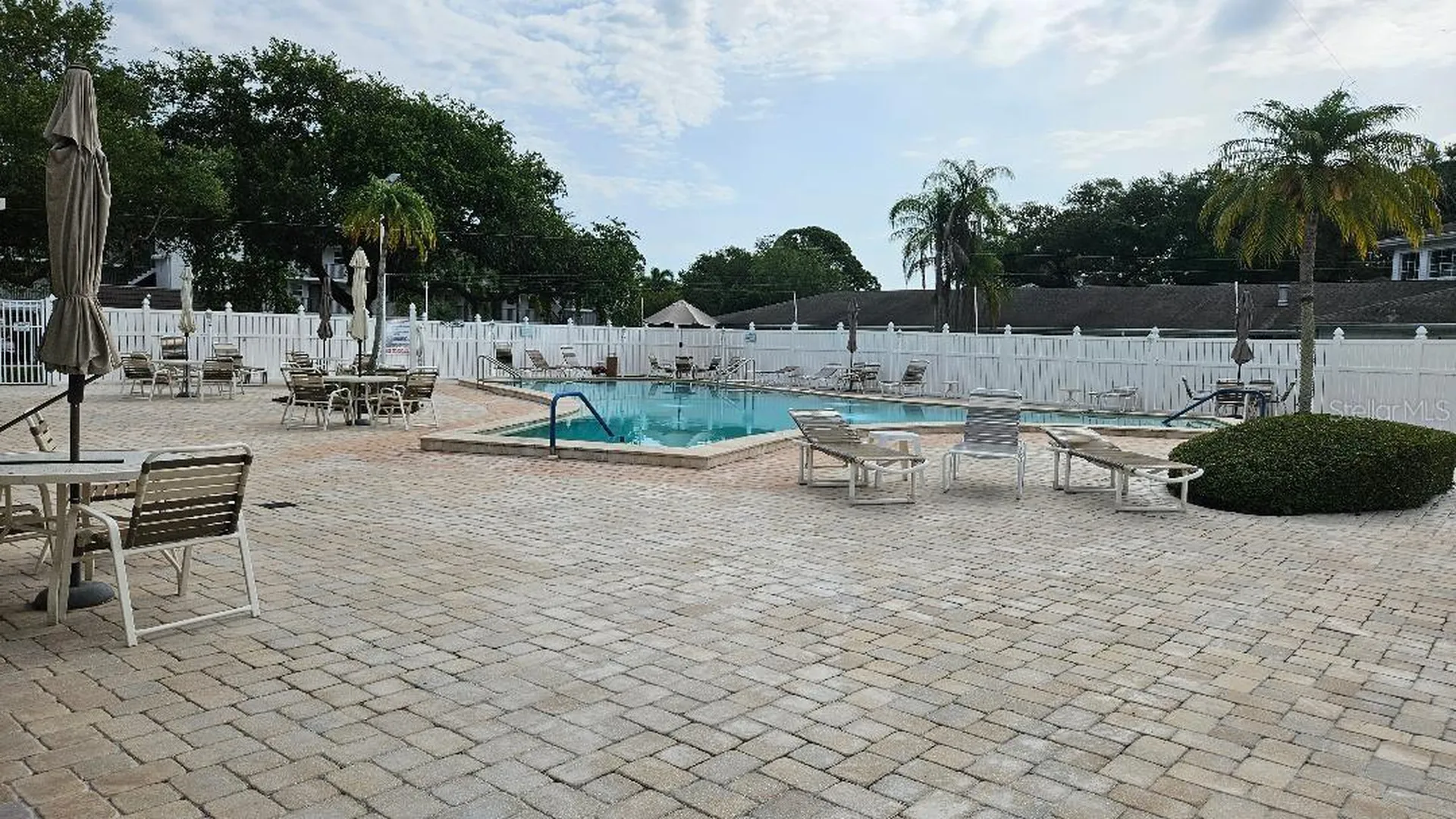9950 47th Avenue N St Petersburg FL 33708