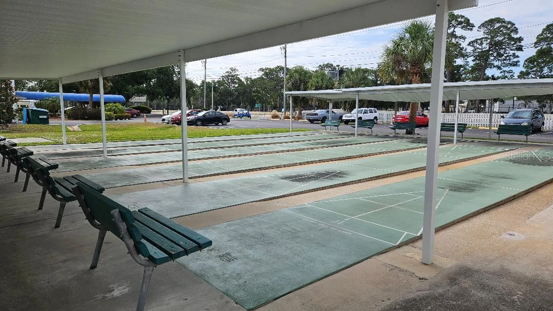 9950 47th Avenue N St Petersburg FL 33708