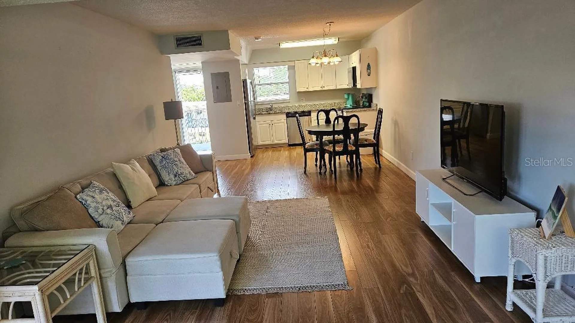 9950 47th Avenue N St Petersburg FL 33708