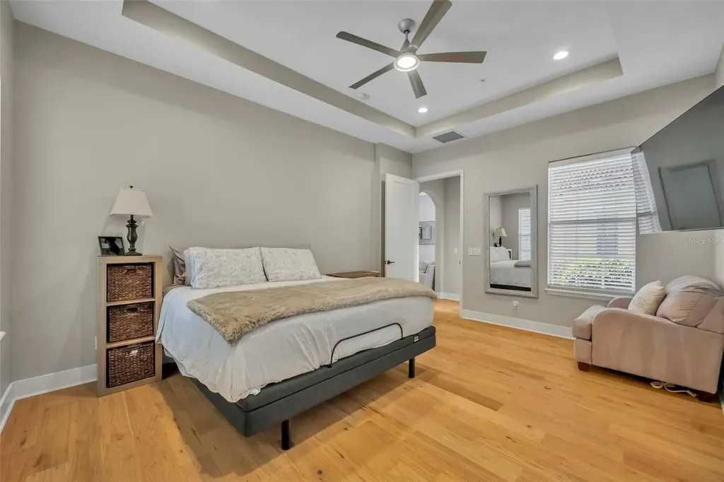 2074 Shaw Lane Orlando FL 32814