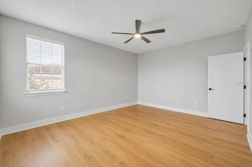 2074 Shaw Lane Orlando FL 32814
