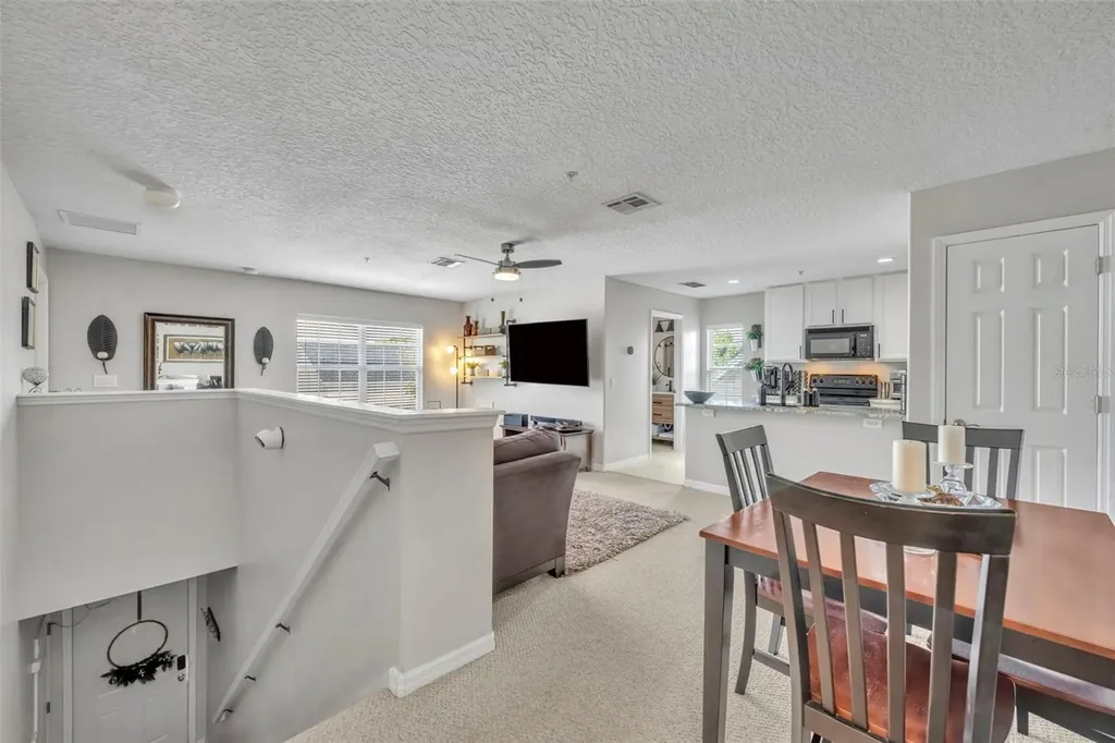 2074 Shaw Lane Orlando FL 32814