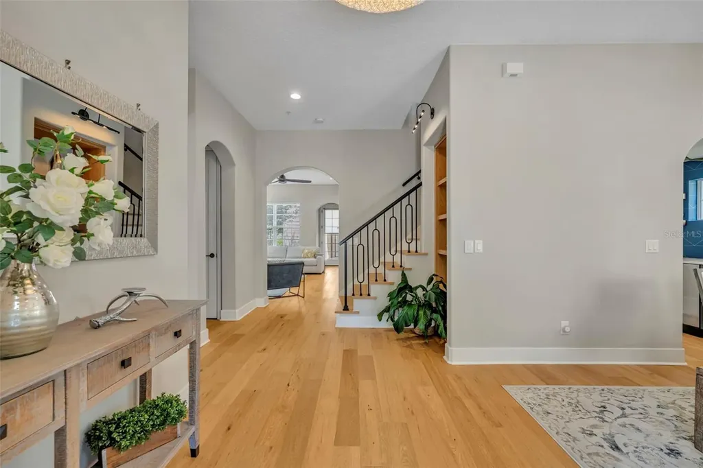 2074 Shaw Lane Orlando FL 32814