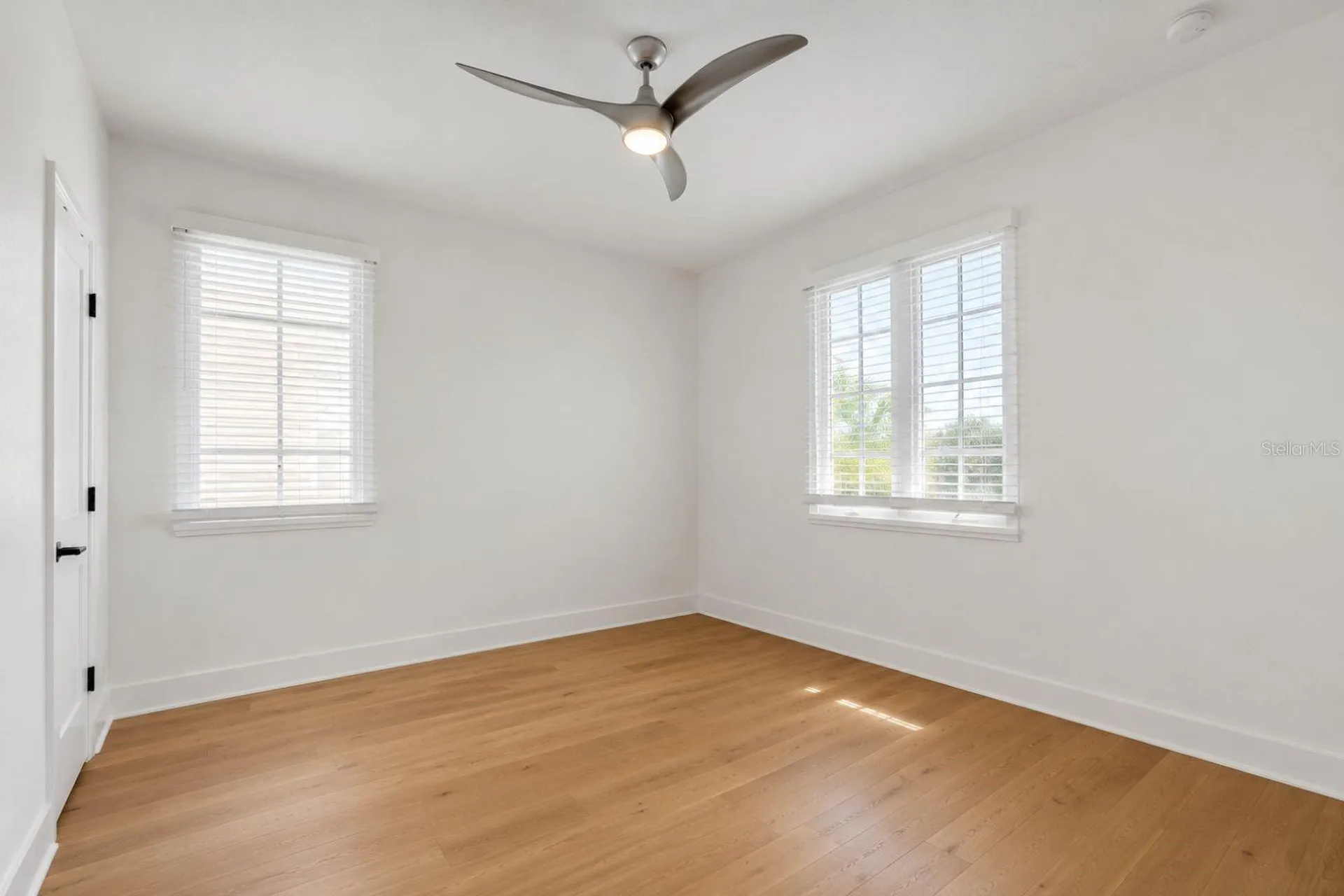 2074 Shaw Lane Orlando FL 32814