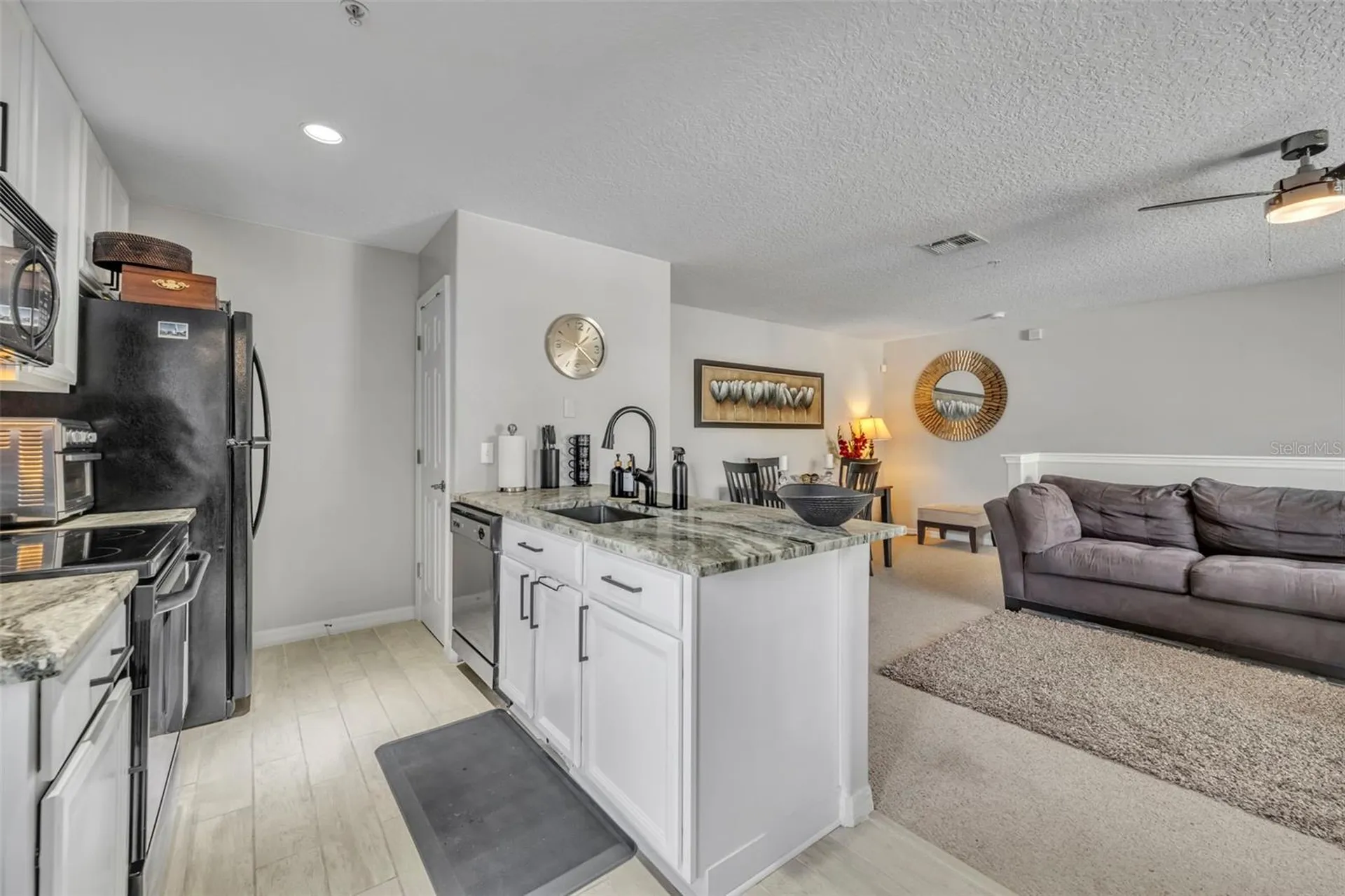 2074 Shaw Lane Orlando FL 32814