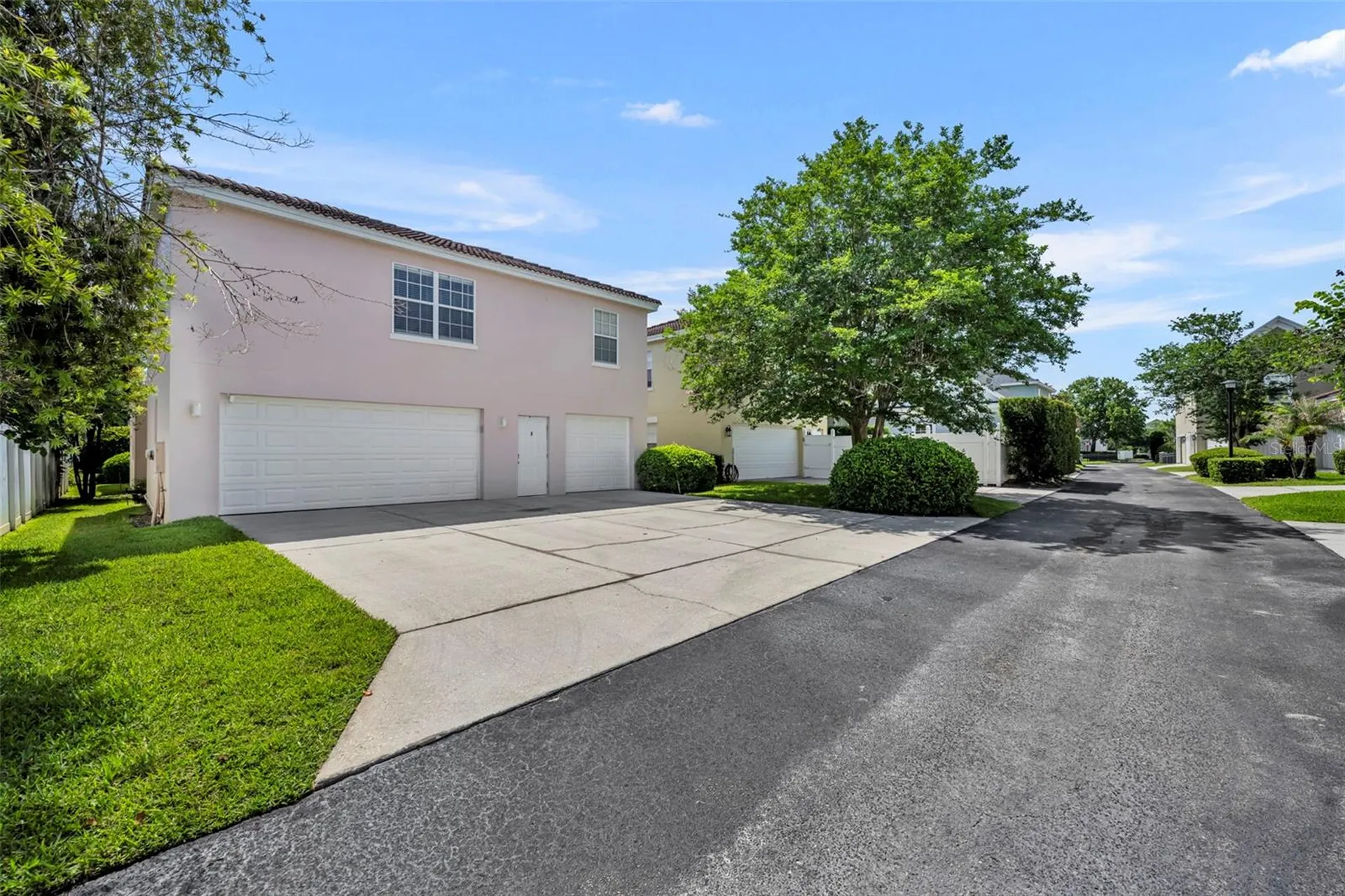 2074 Shaw Lane Orlando FL 32814