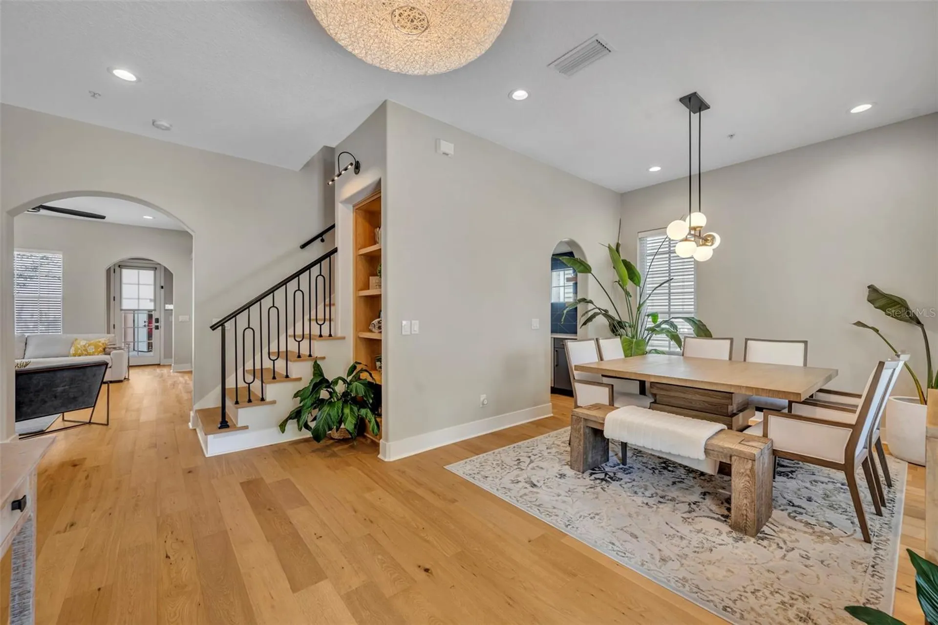 2074 Shaw Lane Orlando FL 32814