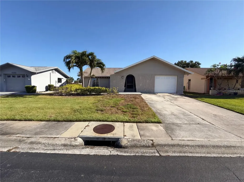 4561 Great Lakes Drive S Clearwater FL 33762