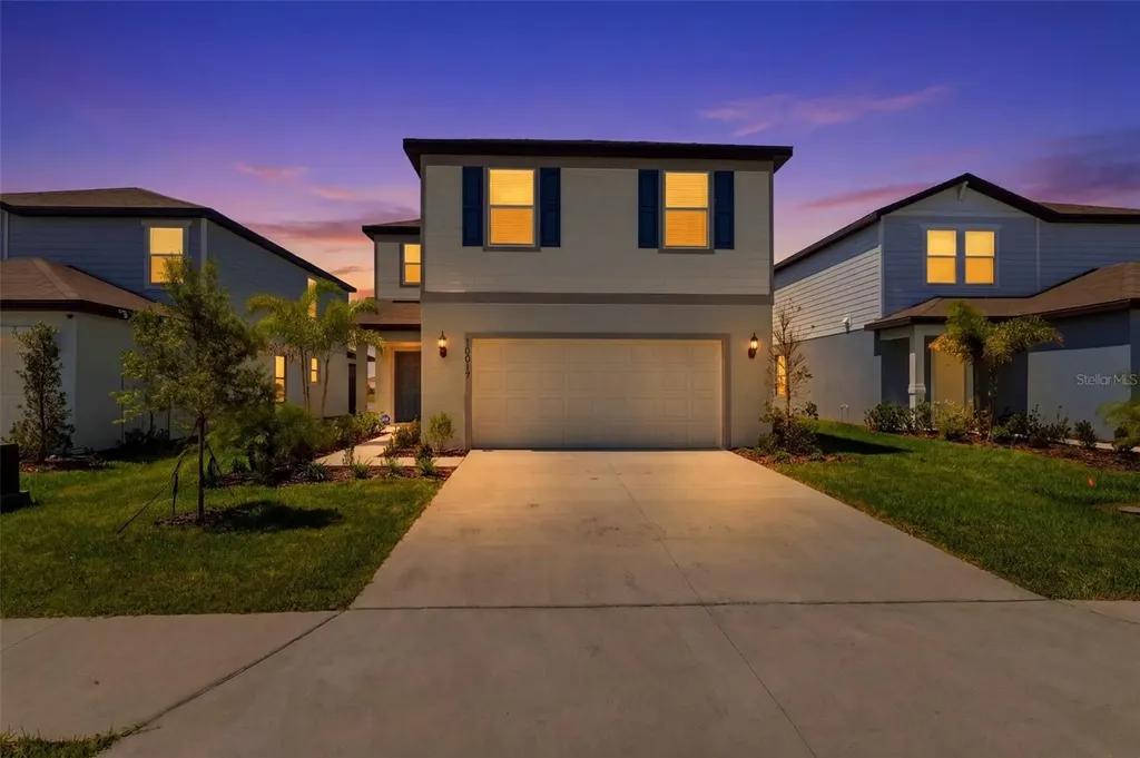 10517 Hidden Banks Glen Parrish FL 34219