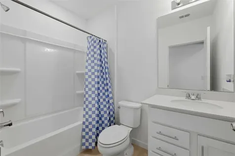 10517 Hidden Banks Glen Parrish FL 34219