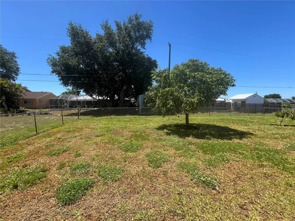 650 Hartford Drive NW Port Charlotte FL 33952