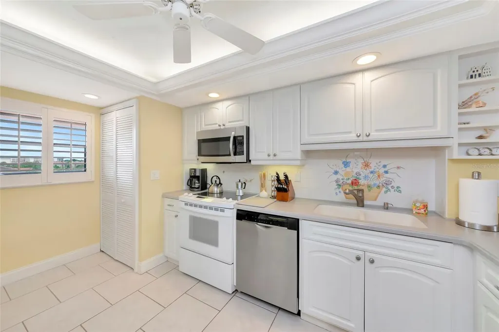 6480 Midnight Pass Road Sarasota FL 34242