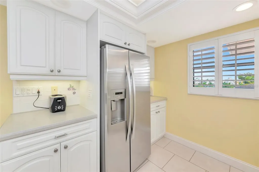 6480 Midnight Pass Road Sarasota FL 34242