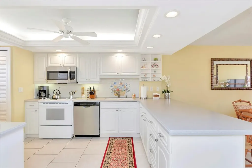 6480 Midnight Pass Road Sarasota FL 34242