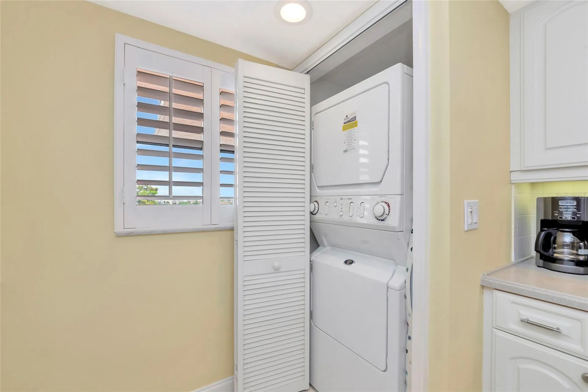 6480 Midnight Pass Road Sarasota FL 34242