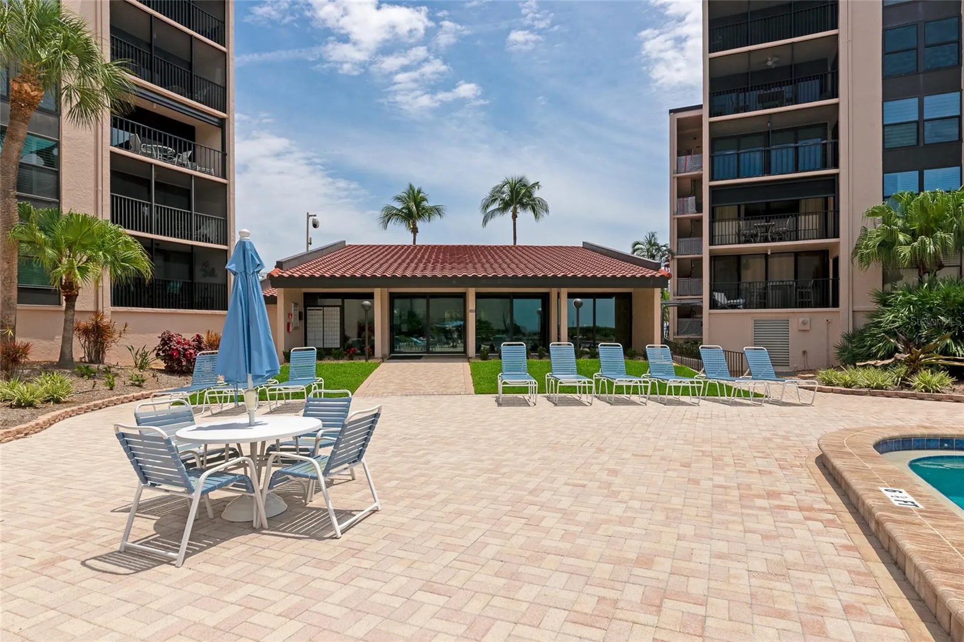 6480 Midnight Pass Road Sarasota FL 34242