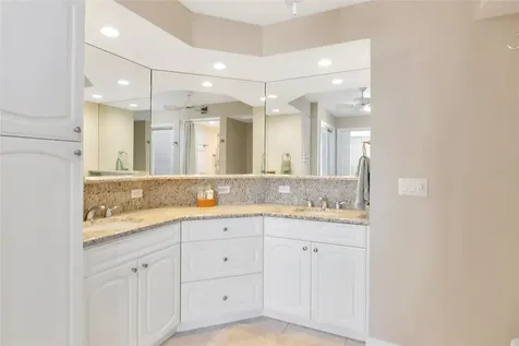 6480 Midnight Pass Road Sarasota FL 34242