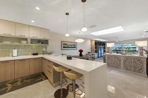 5757 Gulf Of Mexico Drive Longboat Key FL 34228