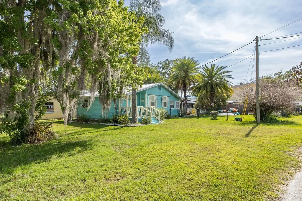 5473 Darlene Street Weeki Wachee FL 34607