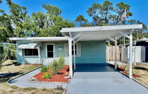 624 Folsom Street S St Petersburg FL 33707