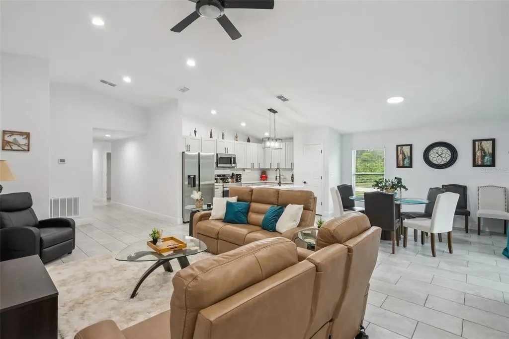 1195 8th Avenue Deland FL 32724