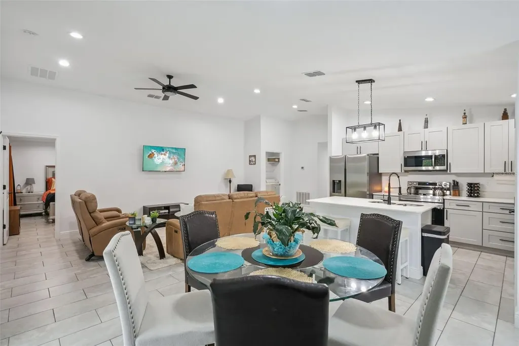 1195 8th Avenue Deland FL 32724
