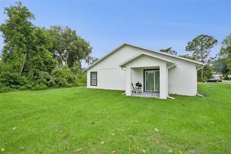 1195 8th Avenue Deland FL 32724