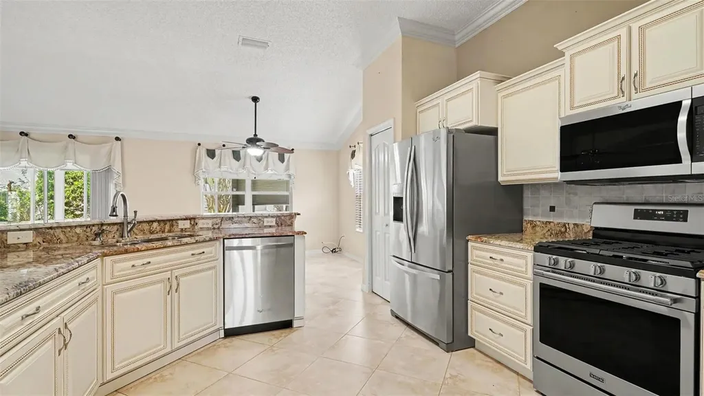 1422 Segovia Place The Villages FL 32162