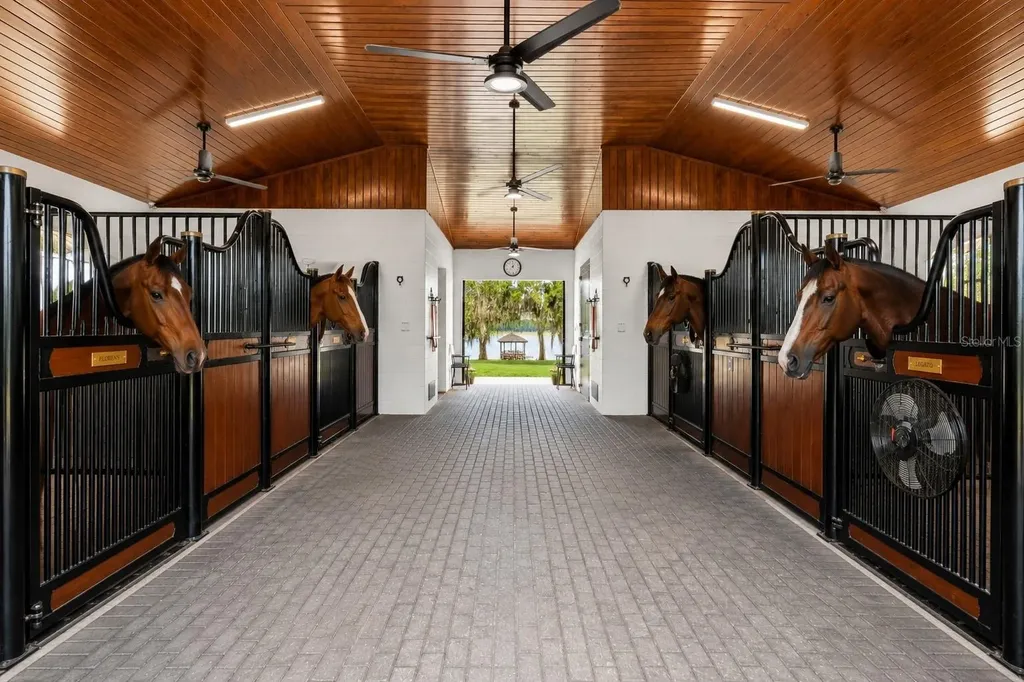 746 Lake Mills Road Oviedo FL 32766