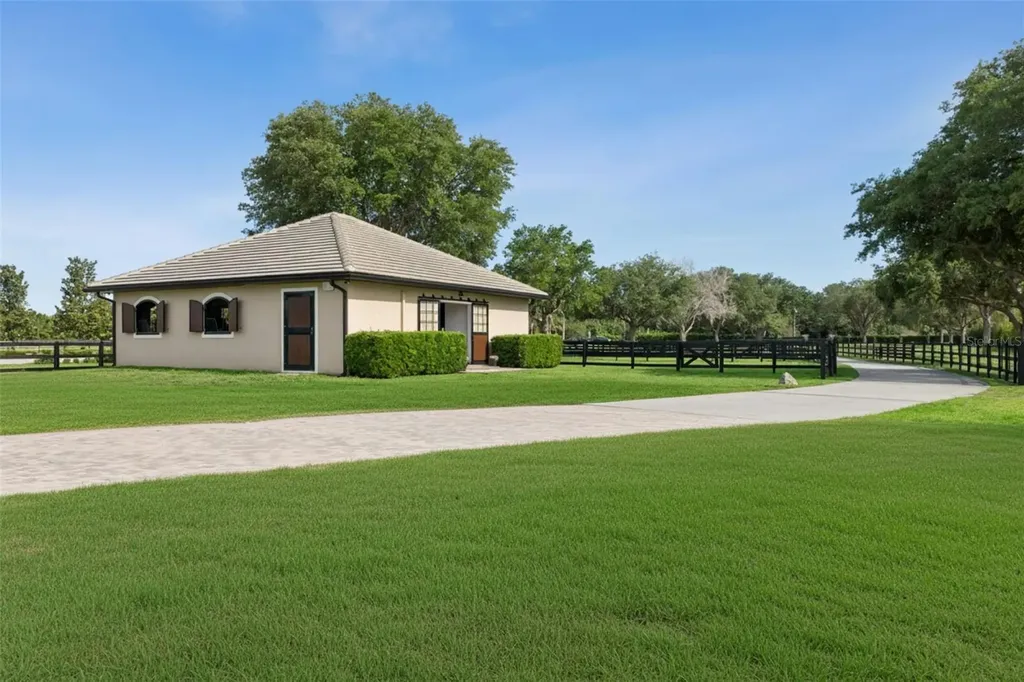 746 Lake Mills Road Oviedo FL 32766