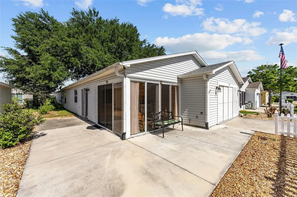 1710 Rosales Road The Villages FL 32162