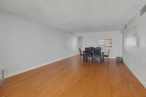 403 Gulf Way St Pete Beach FL 33706
