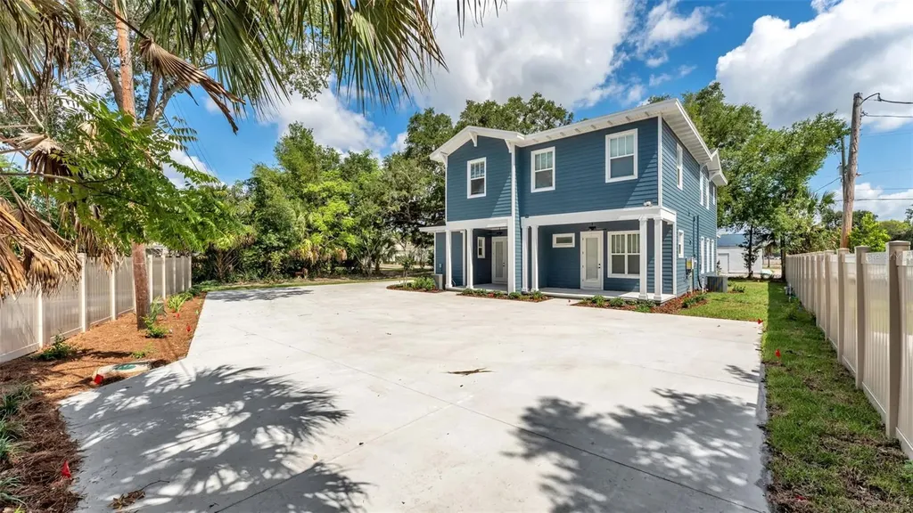 1031 E Lime Street Lakeland FL 33801