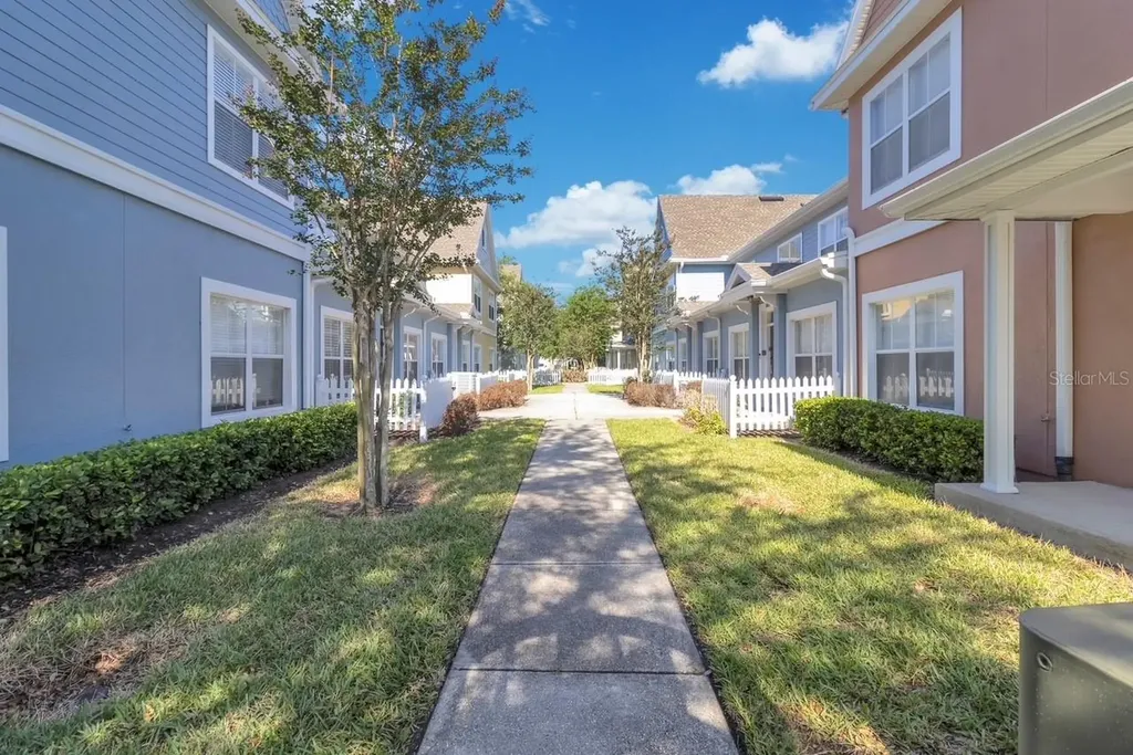 2208 San Vittorino Circle Kissimmee FL 34741