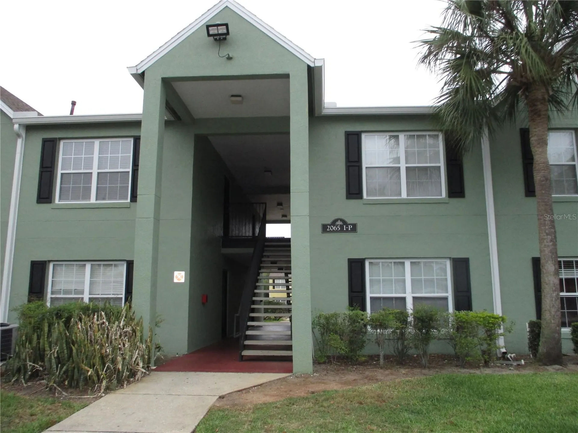 2065 Dixie Belle Drive Orlando FL 32812