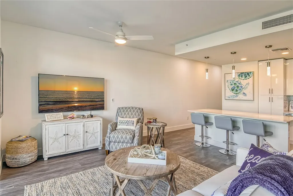 1709 N Tamiami Trail Sarasota FL 34234