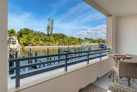 1709 N Tamiami Trail Sarasota FL 34234