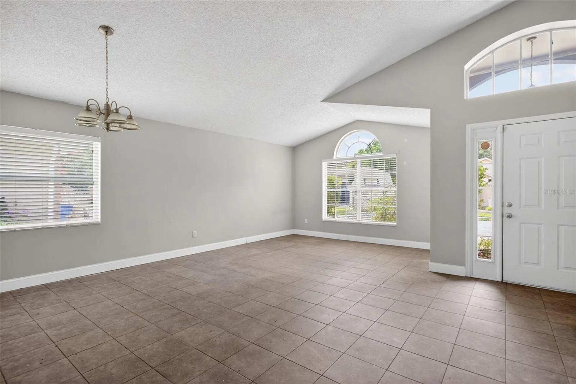 1015 Bartlett Court Oviedo FL 32765
