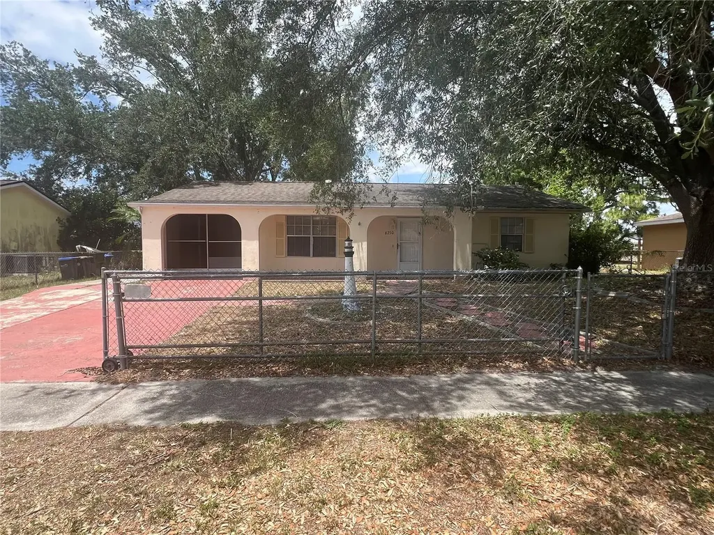 8250 Lombra Avenue North Port FL 34287