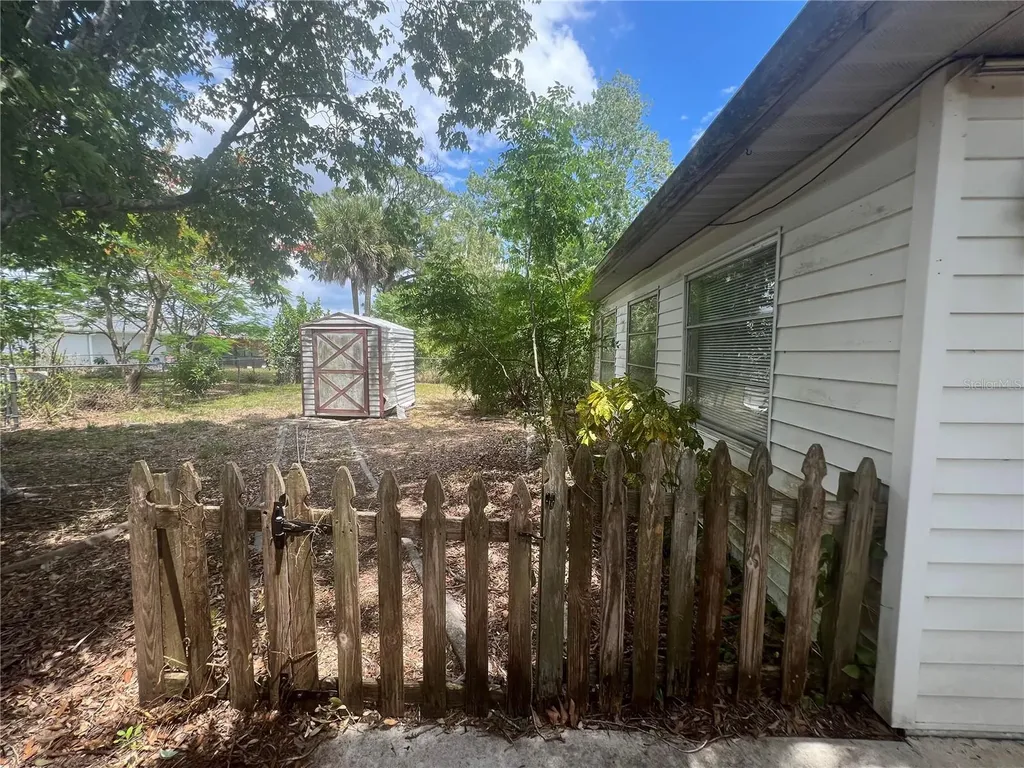 8250 Lombra Avenue North Port FL 34287