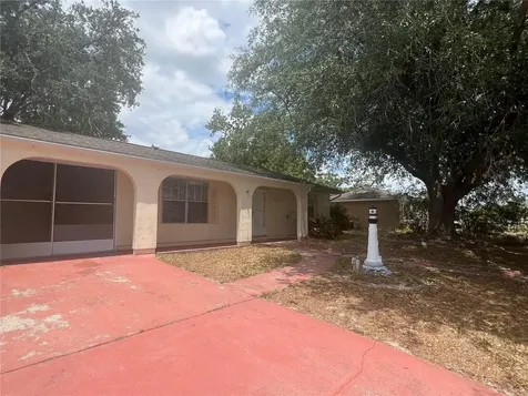 8250 Lombra Avenue North Port FL 34287