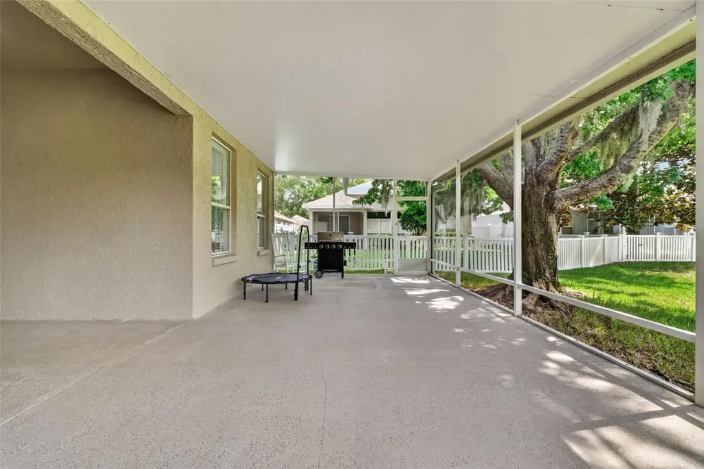 5017 Torrey Hills Lane Lutz FL 33558