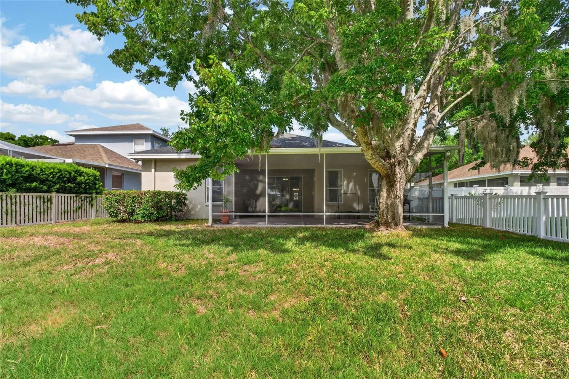 5017 Torrey Hills Lane Lutz FL 33558