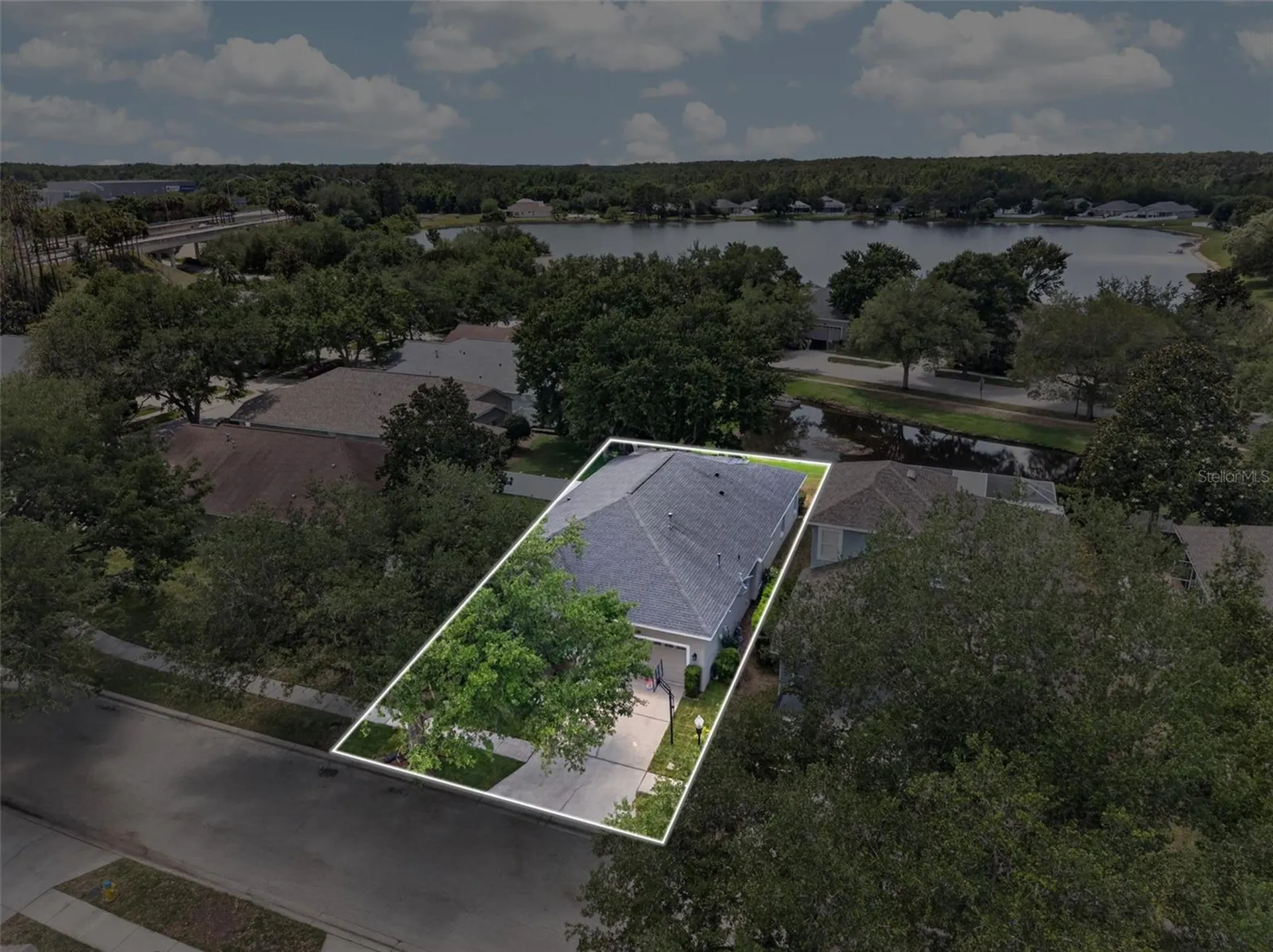 5017 Torrey Hills Lane Lutz FL 33558