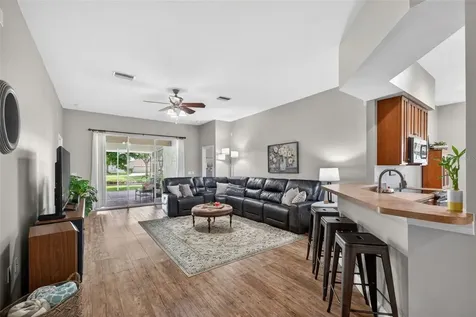 5017 Torrey Hills Lane Lutz FL 33558