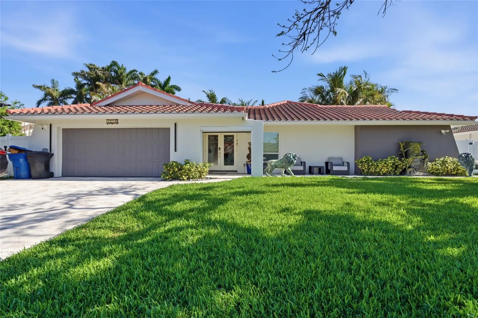 3874 48th Avenue S St Petersburg FL 33711